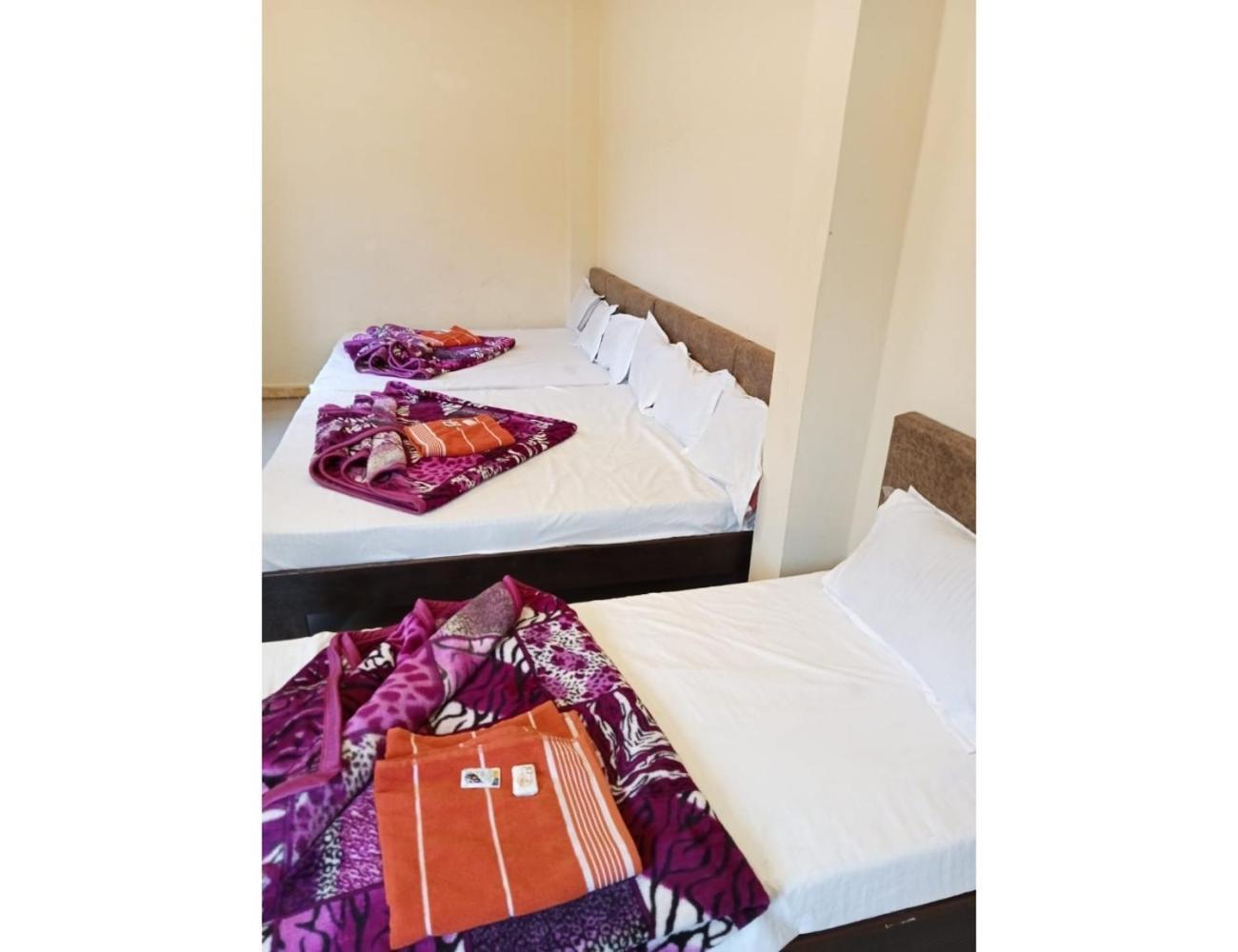 Hotel Mahakal Vishram, 우자인 외부 사진